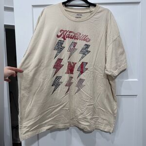 Nashville Graphic Beige Tee